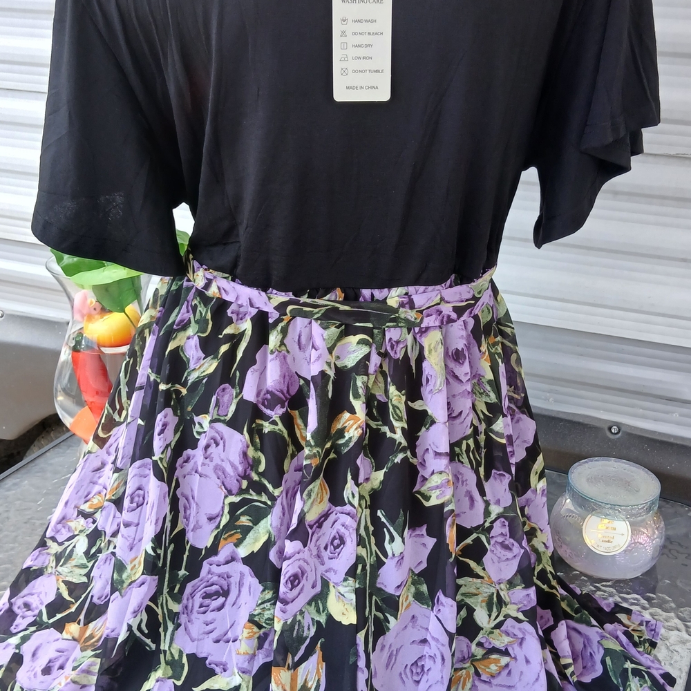 Black and Purple Floral Dress - Picture 5 of 11